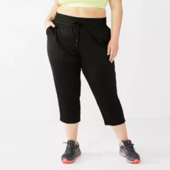 Plus Size Tek Gear® Weekend Straight-Leg Capris