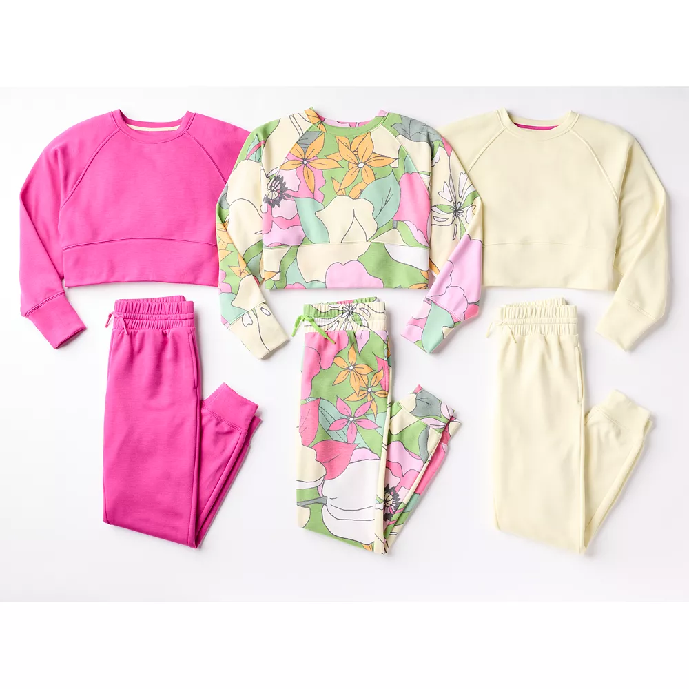 Girls 7-16 Tek Gear® High-Waisted Stretch Fleece Joggers In Regular & Plus 2 Girls 7-16 Tek Gear® High-Waisted Stretch Fleece Joggers In Regular & Plus - Image 2